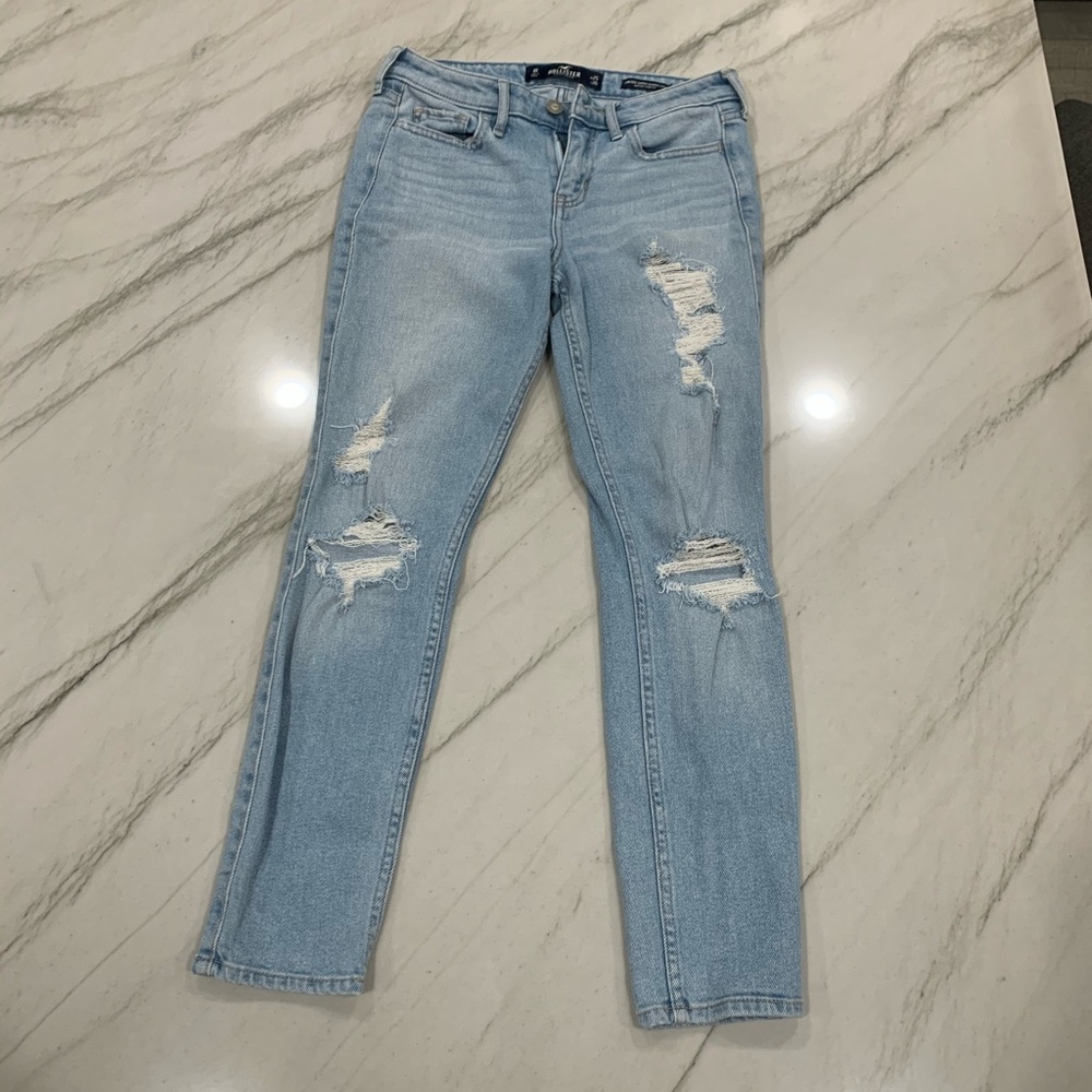 Embroidered Jeans - Picture 2 of 3